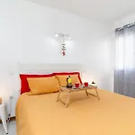 Yolo House - * Corralejo