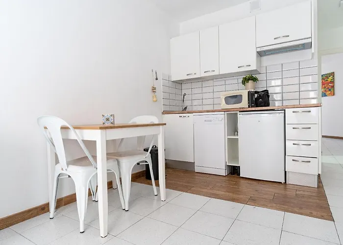 Yolo House - Apartman