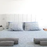 Yolo House - *